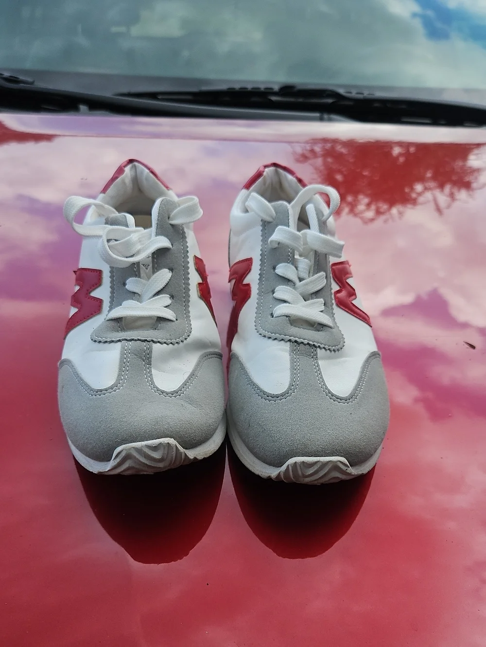 Kids White and Gray Sneakers with Red Accent - Classic Lace-Up Comfort